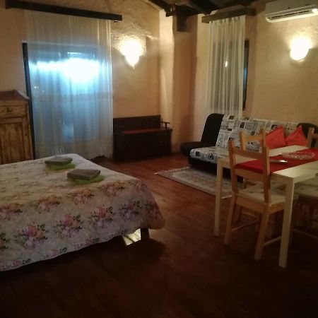 Agroturizam Toni Apartment Motovun Luaran gambar